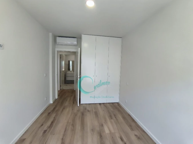 Apartamento T3 para Venda em Almada, Cova da Piedade, Pragal e Cacilhas Foto 16