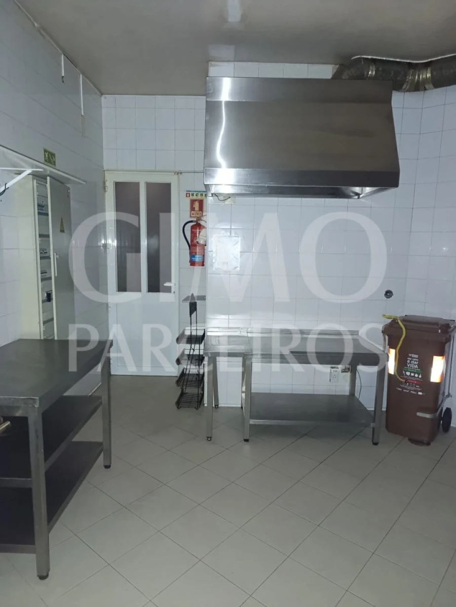 Negócio para Arrendamento em Oiã Foto 7