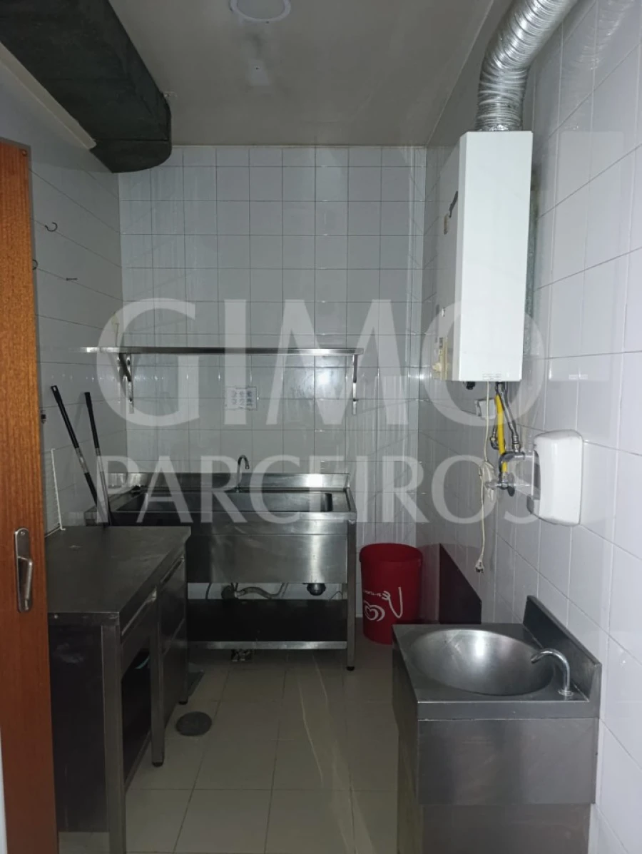 Negócio para Arrendamento em Oiã Foto 8