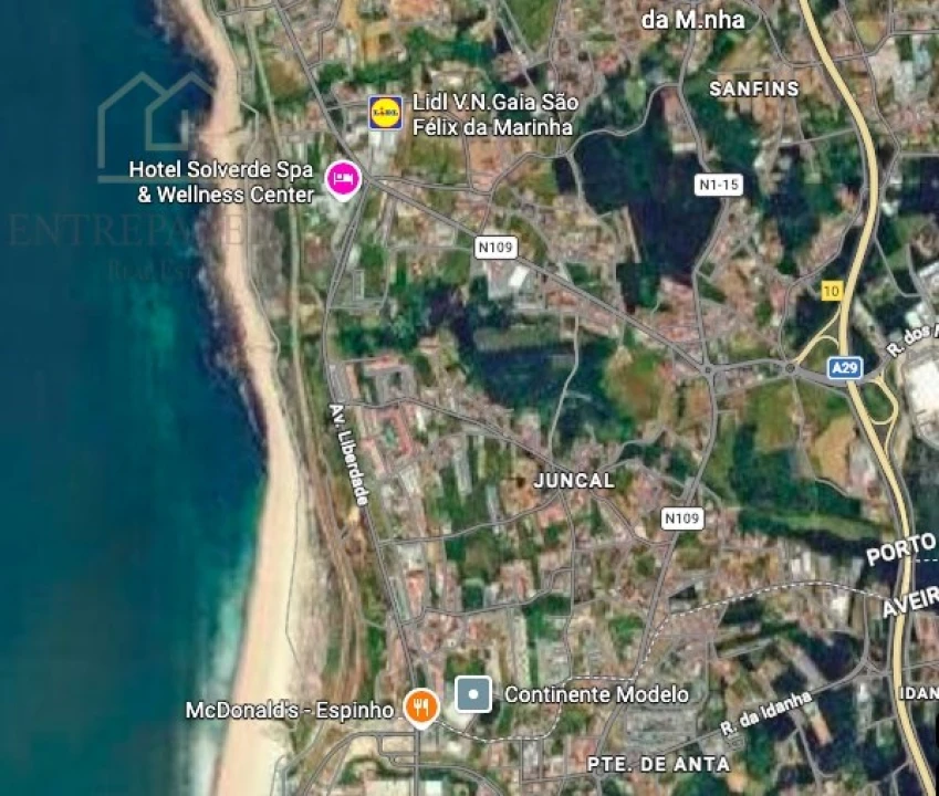 Moradia T4 para Venda em São Felix da Marinha Foto 13