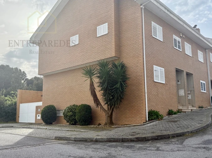 Moradia T4 para Venda em São Felix da Marinha Foto 12