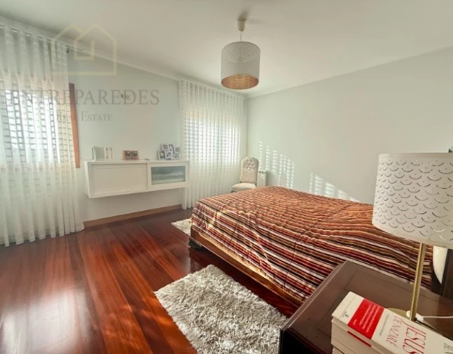 Moradia T4 para Venda em São Felix da Marinha Foto 10