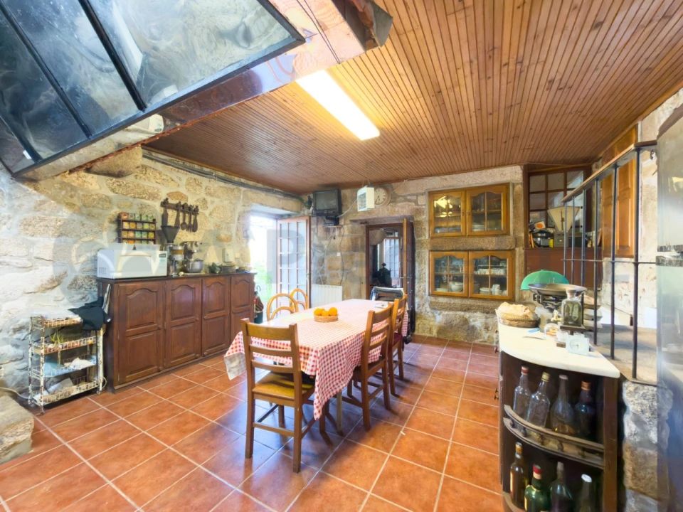 Quinta T6 para Venda em Gondifelos, Cavalões e Outiz Foto 19