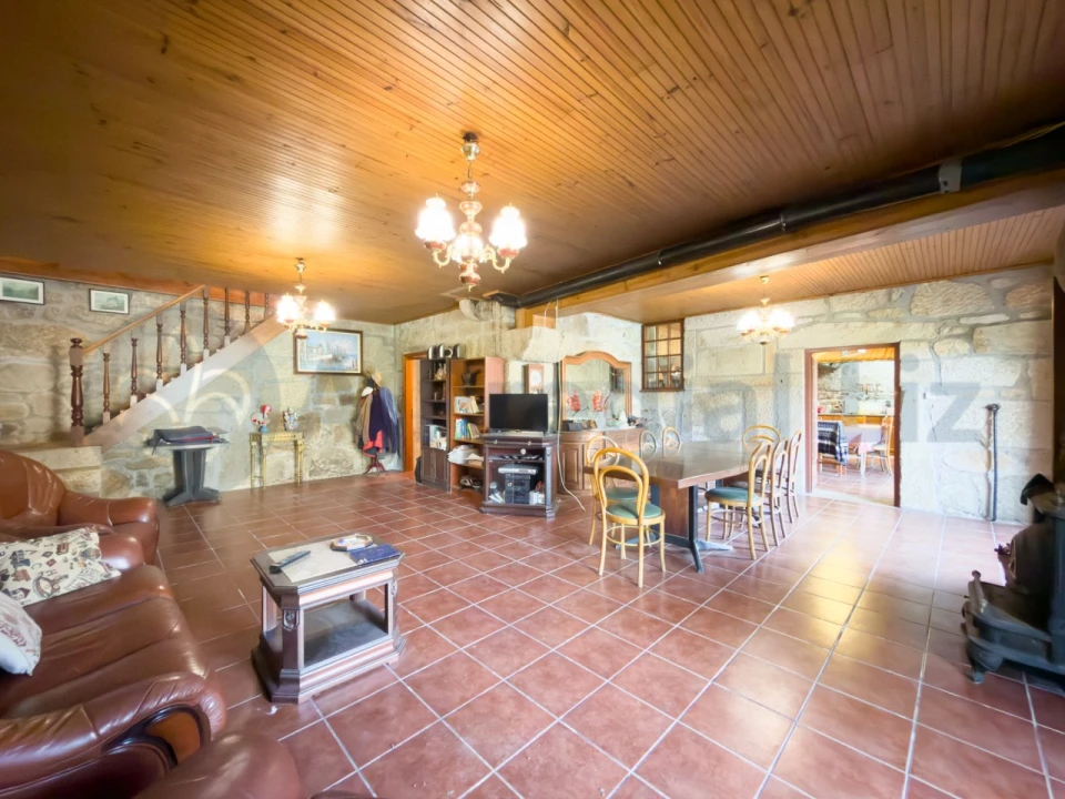 Quinta T6 para Venda em Gondifelos, Cavalões e Outiz Foto 20