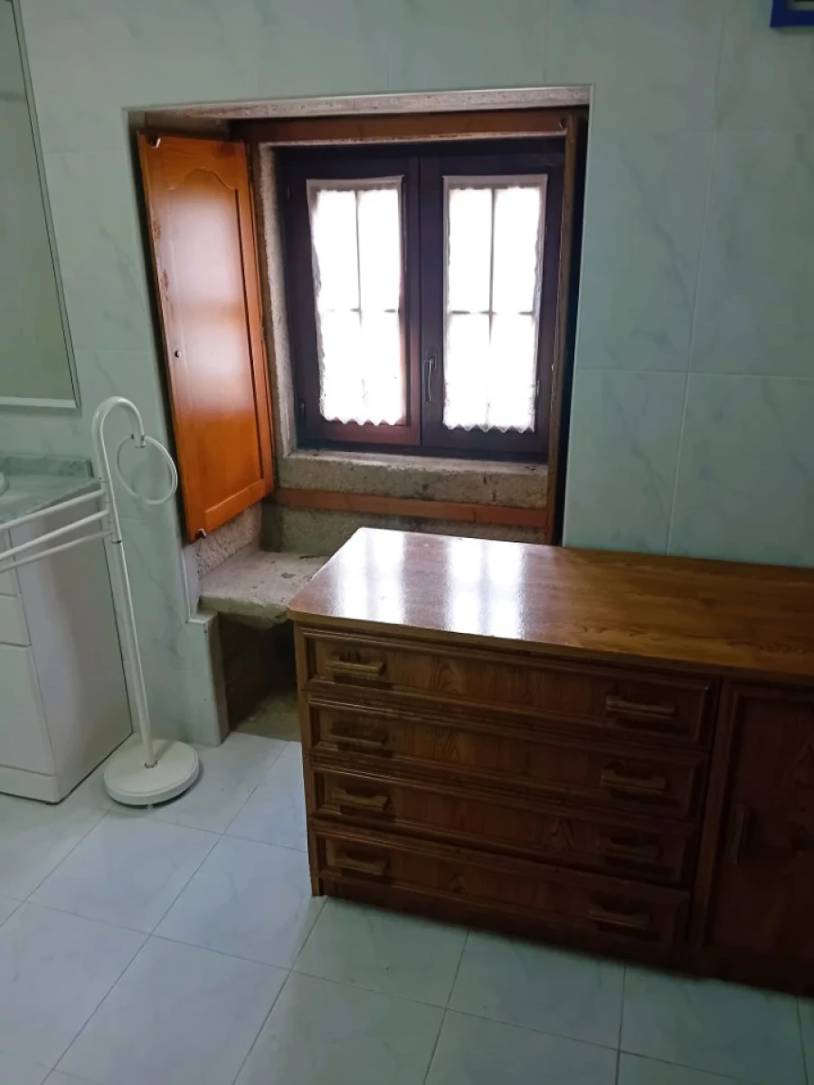 Quinta T6 para Venda em Gondifelos, Cavalões e Outiz Foto 55