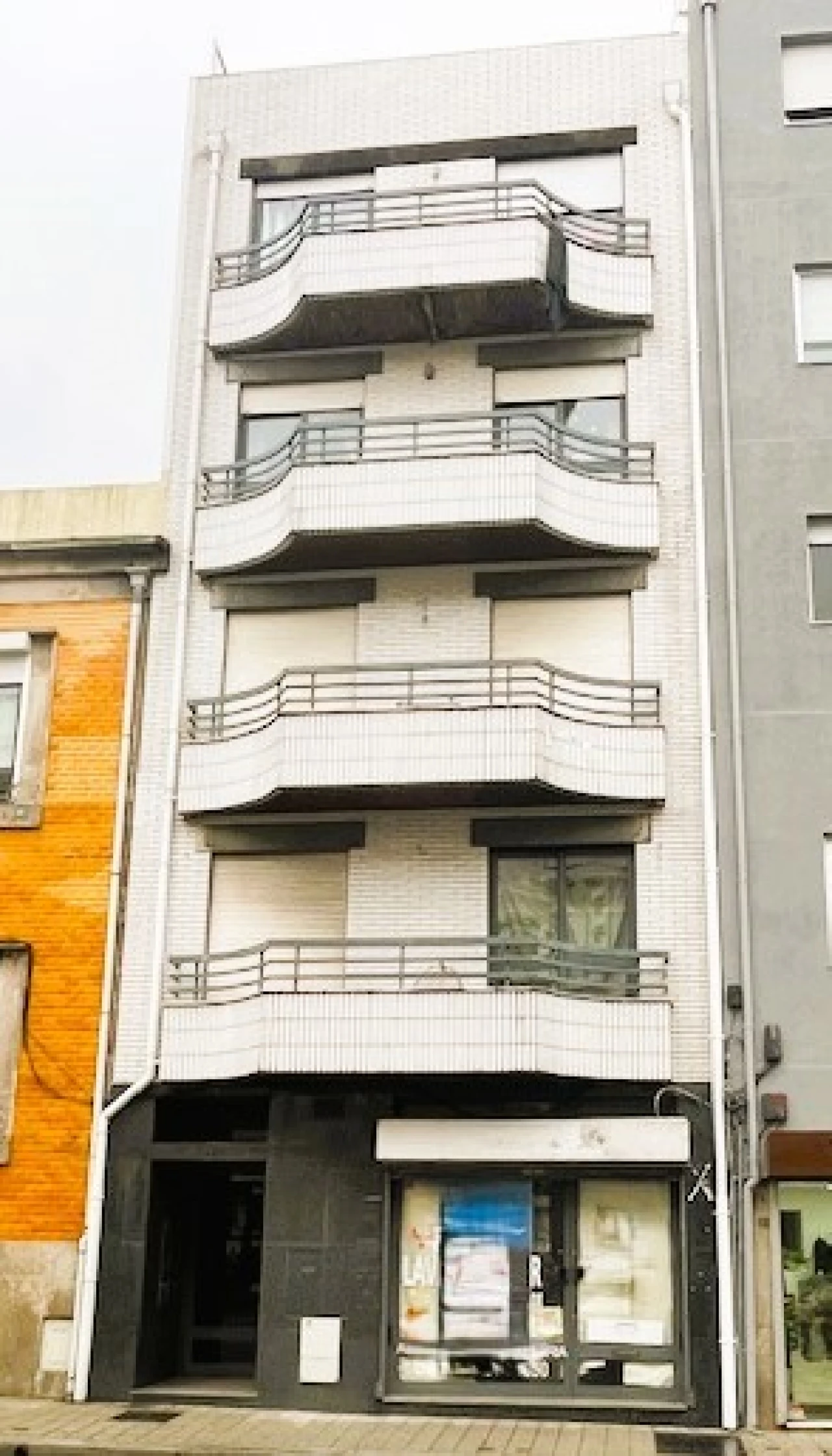 Loja para Arrendamento em Cedofeita, Santo Ildefonso, Sé, Miragaia, São Nicolau e Vitória Foto 2