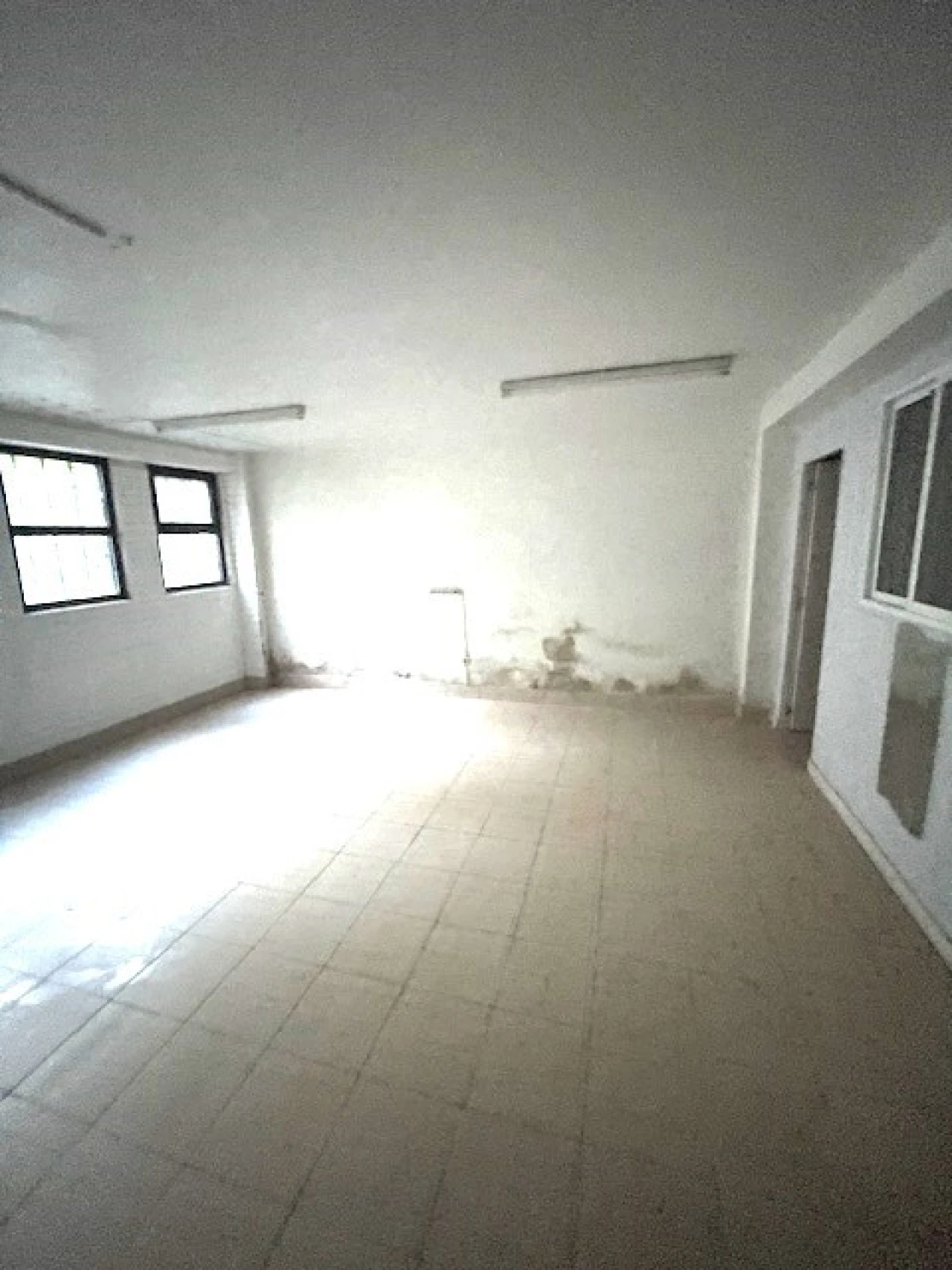 Loja para Arrendamento em Cedofeita, Santo Ildefonso, Sé, Miragaia, São Nicolau e Vitória Foto 6