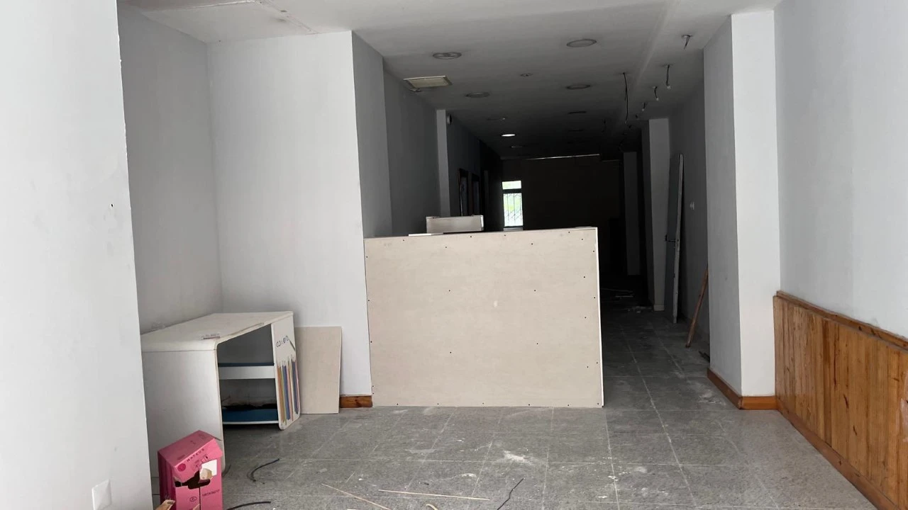 Loja para Arrendamento em Cedofeita, Santo Ildefonso, Sé, Miragaia, São Nicolau e Vitória Foto 9