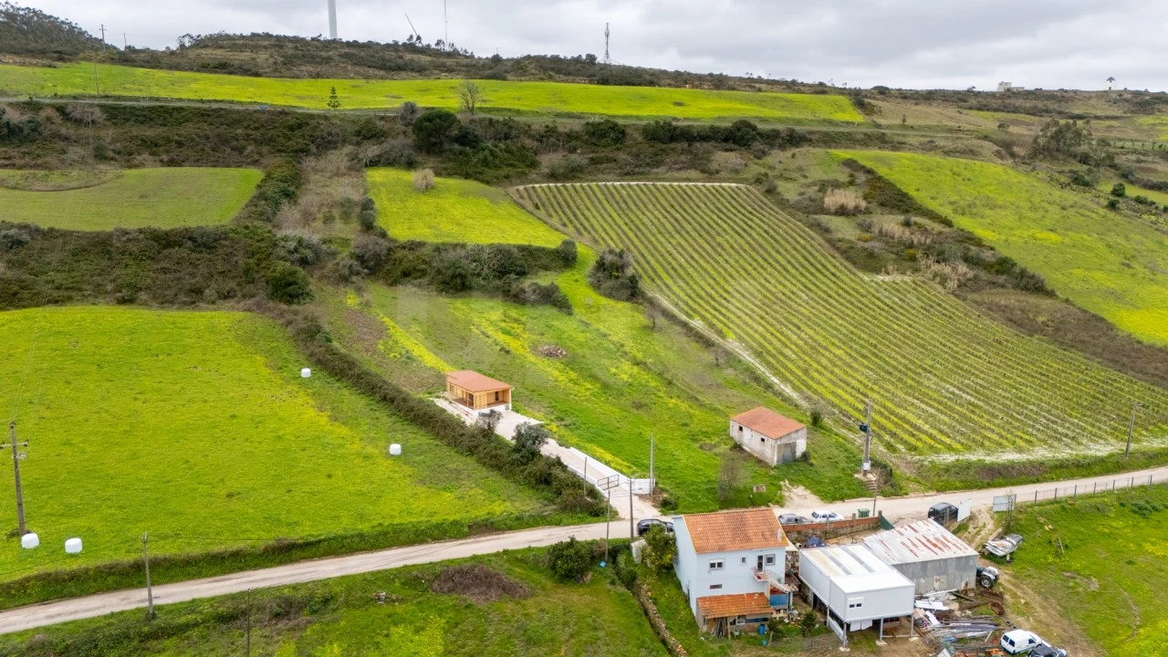 Terreno para Venda em Santo Quintino Foto 2