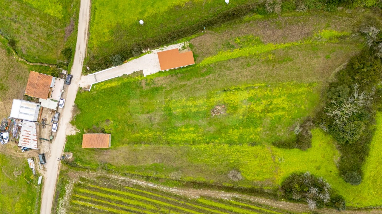 Terreno para Venda em Santo Quintino Foto 16