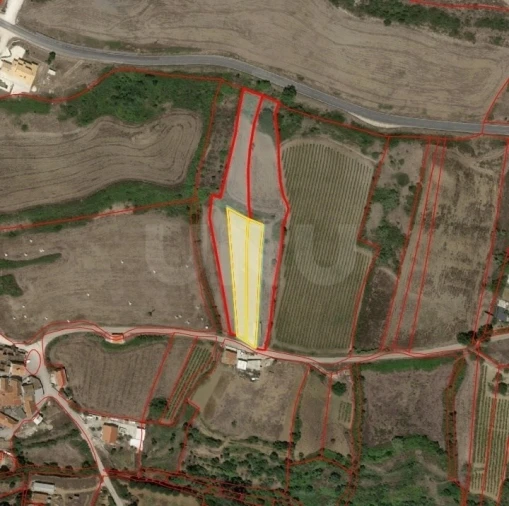 Terreno Misto para Venda em Santo Quintino Foto 3