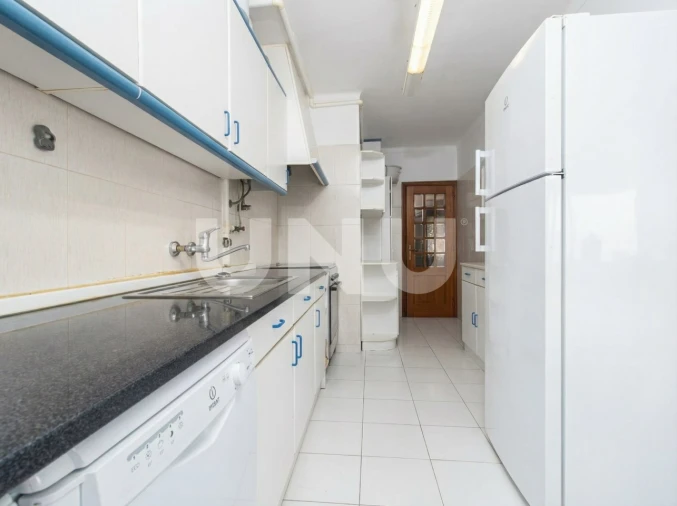Apartamento T3 para Venda em Carregado e Cadafais Foto 6