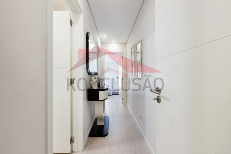 Apartamento T3 para Venda em Póvoa de Santa Iria e Forte da Casa Foto 20