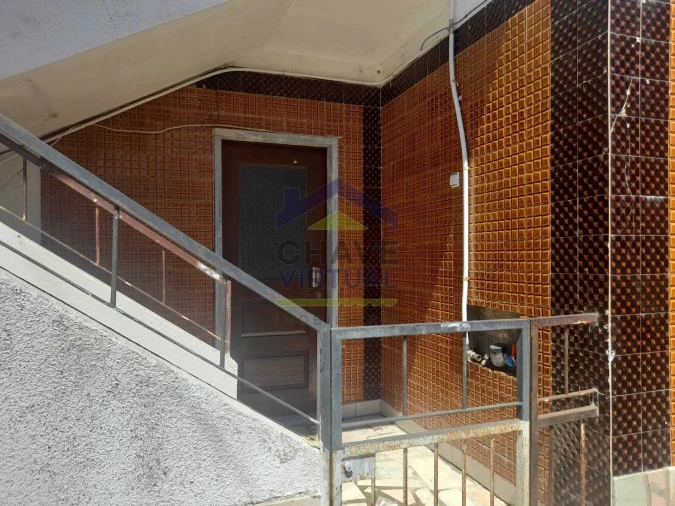 Moradia T4 para Venda em Bombarral e Vale Covo Foto 5