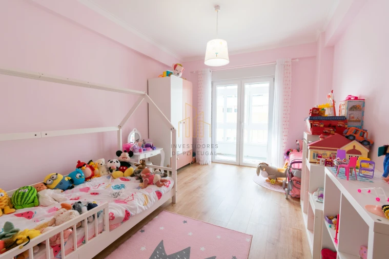 Apartamento T3 para Venda em Agualva e Mira-Sintra Foto 18