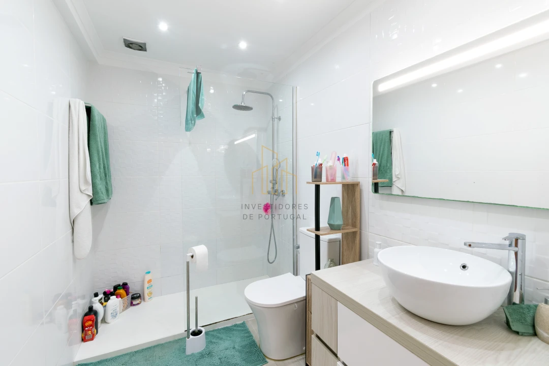 Apartamento T3 para Venda em Agualva e Mira-Sintra Foto 9