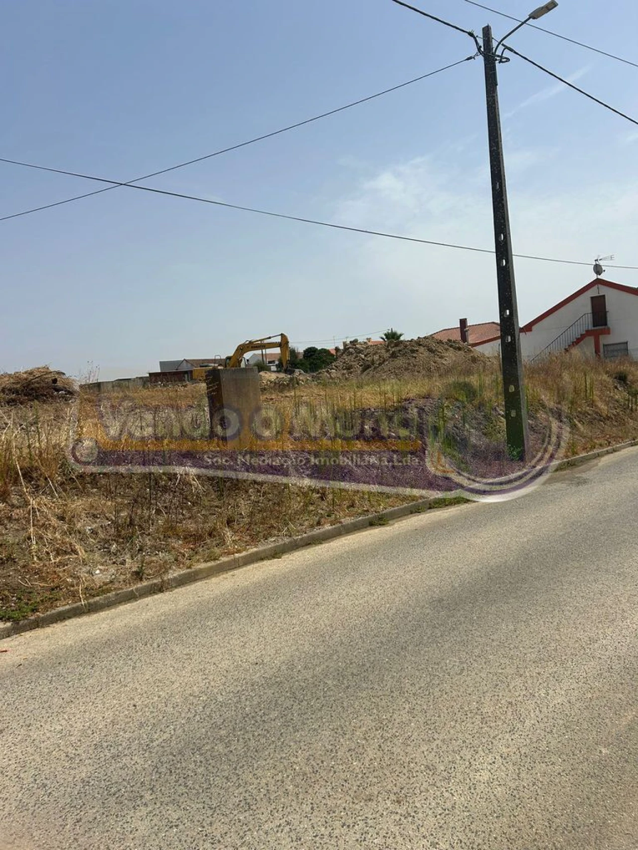 Terreno para Venda em Barrosa Foto 1