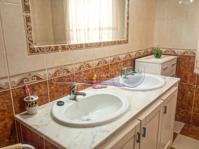 Moradia T3 para Venda em Branca Foto 13