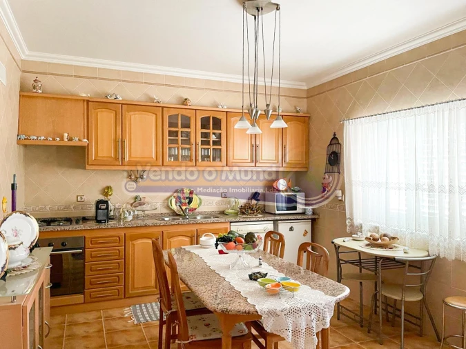 Moradia T3 para Venda em Branca Foto 10