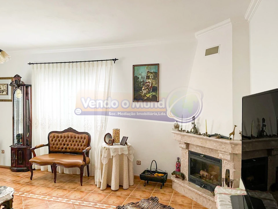 Moradia T3 para Venda em Branca Foto 8