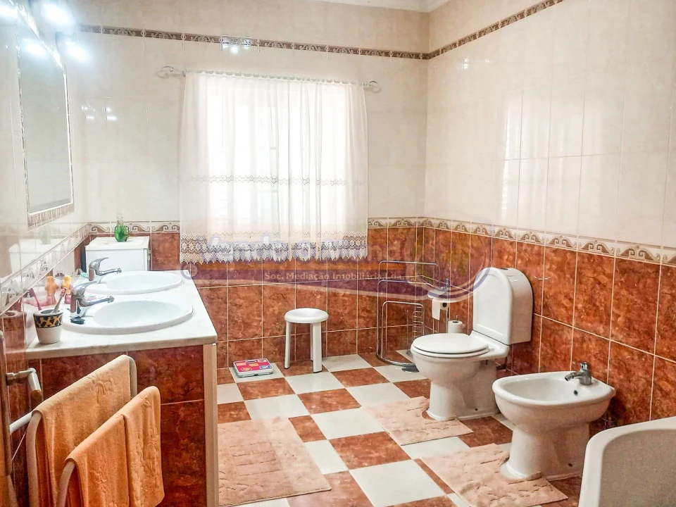 Moradia T3 para Venda em Branca Foto 12