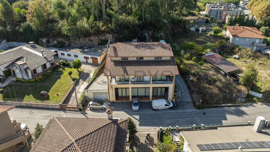 Armazém para Venda em Arnoso (Santa Maria e Santa Eulália) e Sezures Foto 2