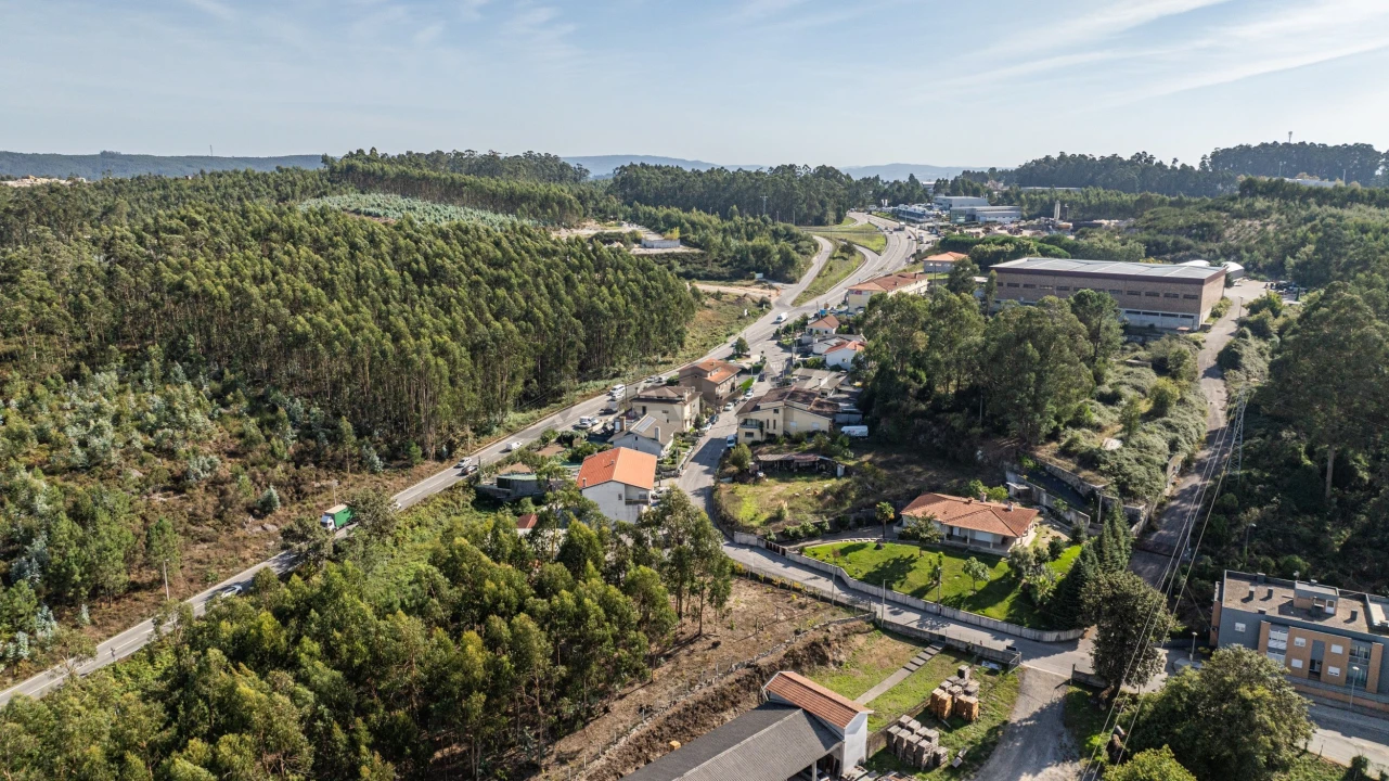Armazém para Venda em Arnoso (Santa Maria e Santa Eulália) e Sezures Foto 9