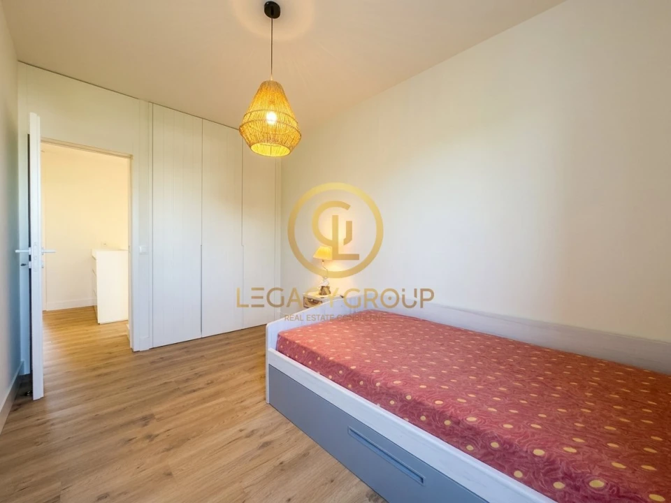 Apartamento T3 para Venda em Quarteira Foto 13