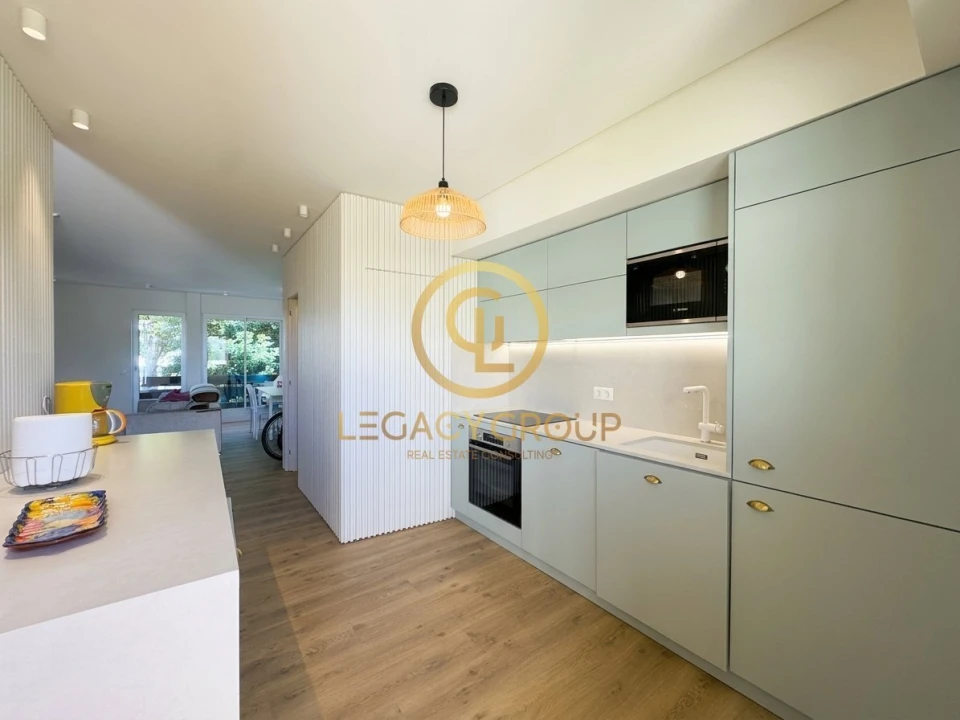 Apartamento T3 para Venda em Quarteira Foto 2