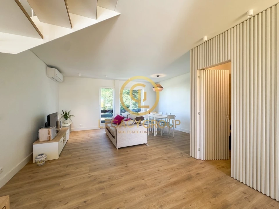 Apartamento T3 para Venda em Quarteira Foto 9