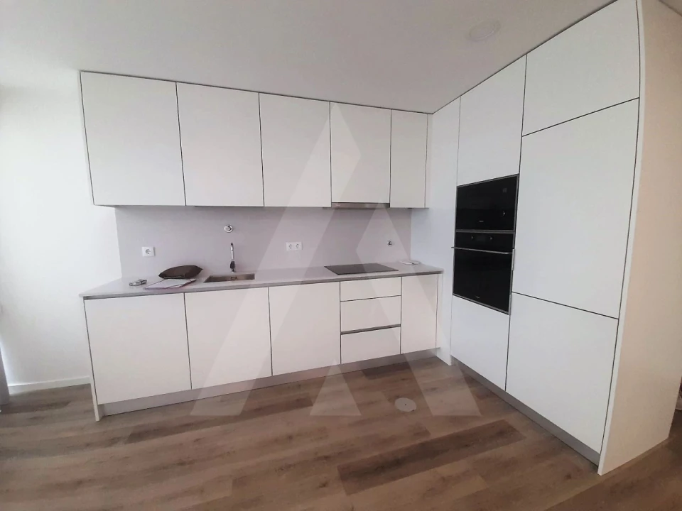 Apartamento T1 para Arrendamento em Glória e Vera Cruz Foto 2