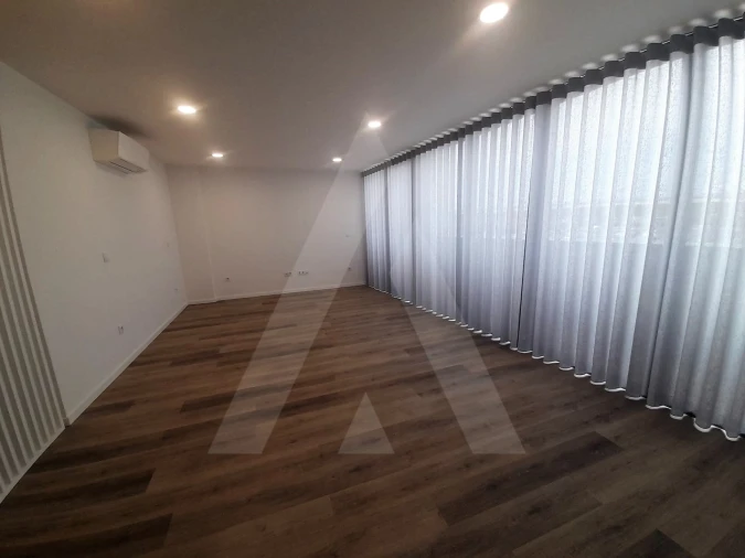Apartamento T1 para Arrendamento em Glória e Vera Cruz Foto 7