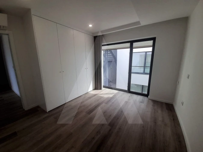 Apartamento T1 para Arrendamento em Glória e Vera Cruz Foto 9