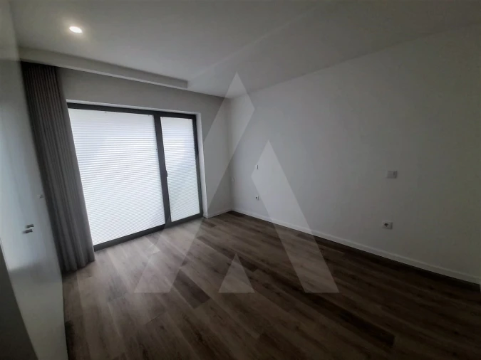 Apartamento T1 para Arrendamento em Glória e Vera Cruz Foto 12