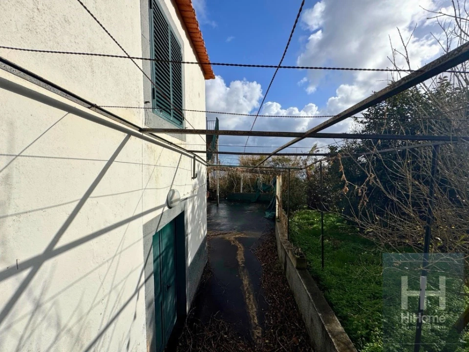 Moradia T2 para Venda em Faial Foto 3