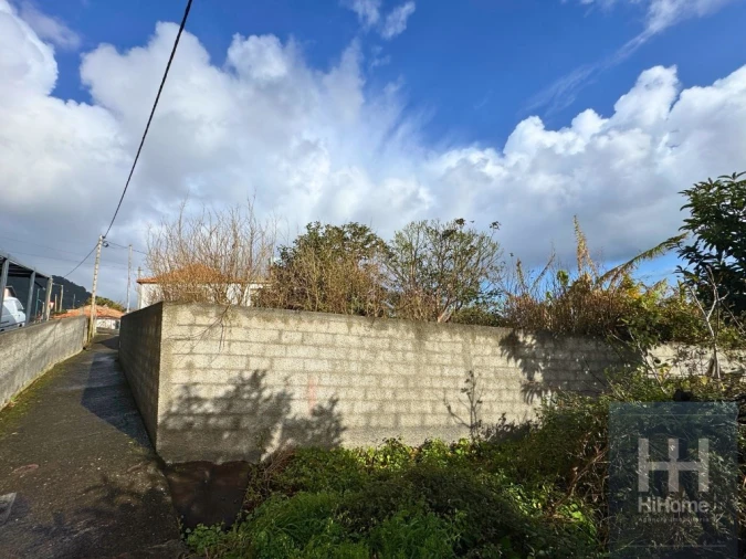 Moradia T2 para Venda em Faial Foto 9