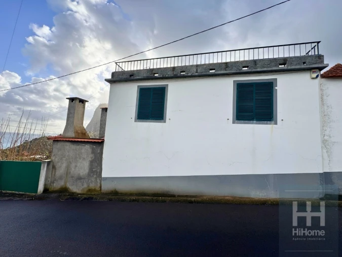 Moradia T2 para Venda em Faial Foto 10