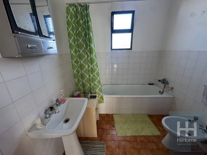 Moradia T2 para Venda em Faial Foto 29