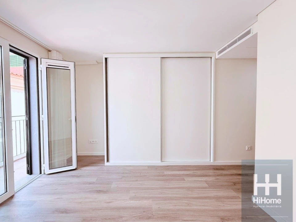 Apartamento T3 para Venda em Funchal (Se) Foto 13