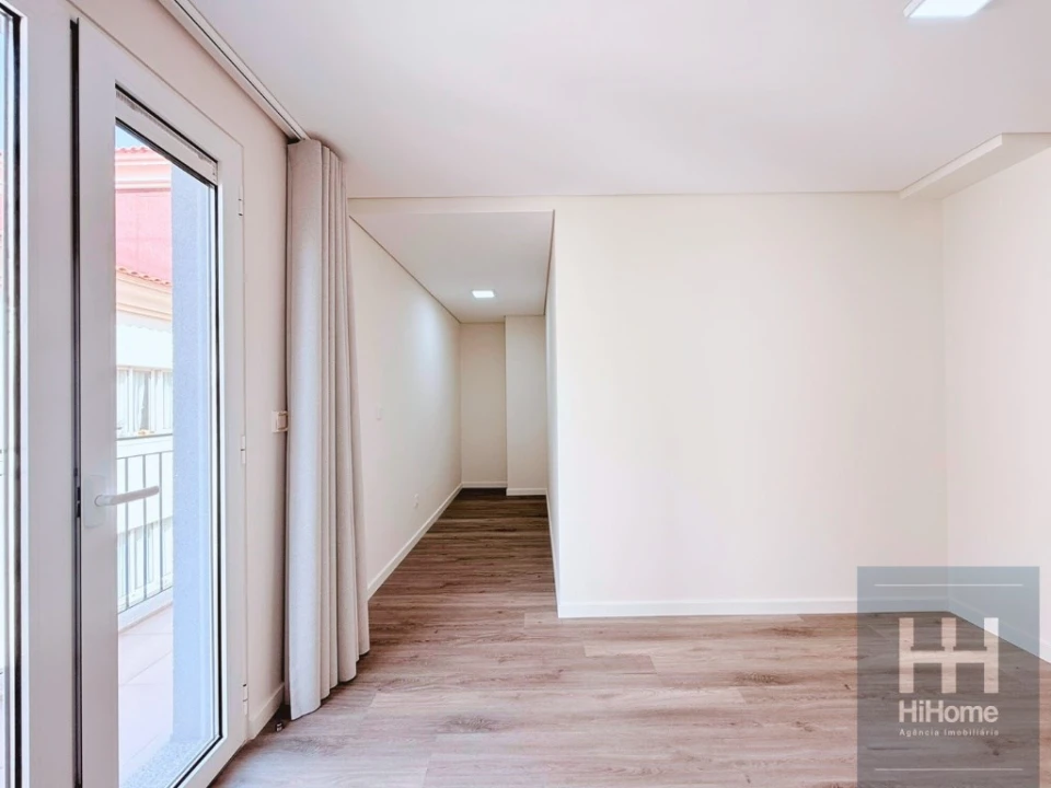 Apartamento T3 para Venda em Funchal (Se) Foto 22