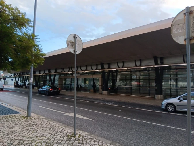 Apartamento T2 para Venda em Agualva e Mira-Sintra Foto 16