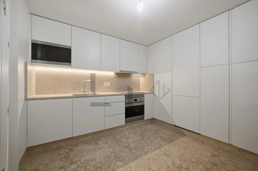 Apartamento T3 para Venda em Santo António Foto 7