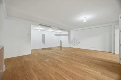 Apartamento T3 para Venda em Santo António