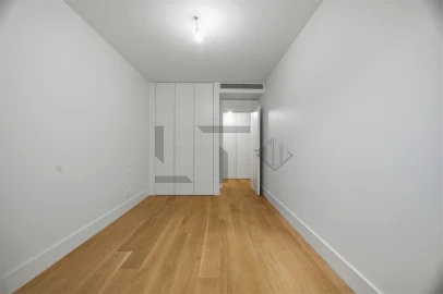 Apartamento T3 para Venda em Santo António