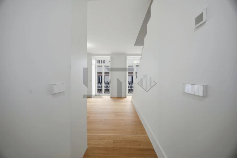 Apartamento T2 para Venda em Santo António Foto 8