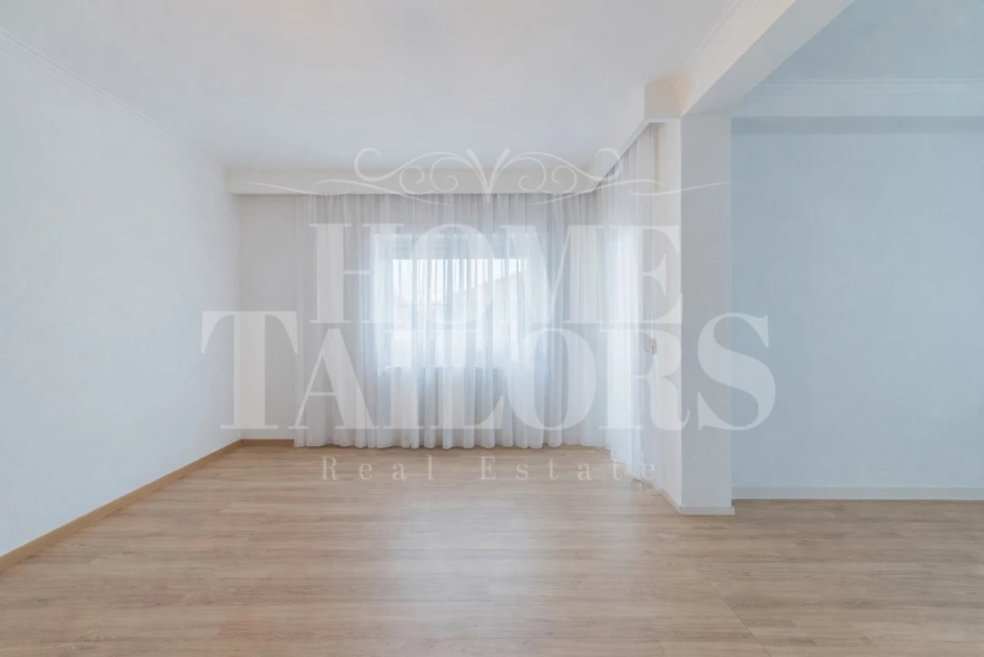 Apartamento T4 para Venda em Carnaxide e Queijas Foto 7