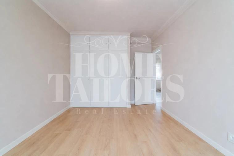 Apartamento T4 para Venda em Carnaxide e Queijas Foto 15