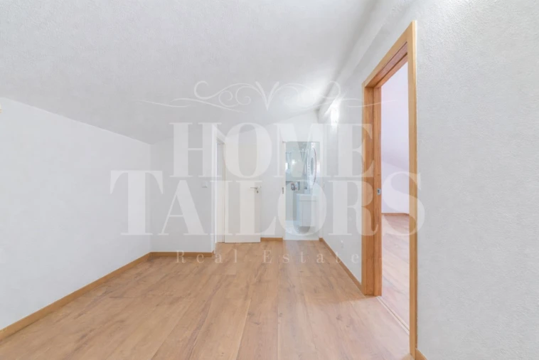 Apartamento T4 para Venda em Carnaxide e Queijas Foto 17