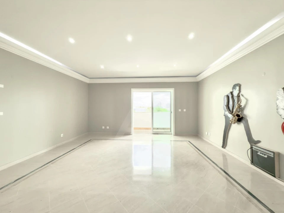 Apartamento T3 para Venda em Cascais e Estoril Foto 4