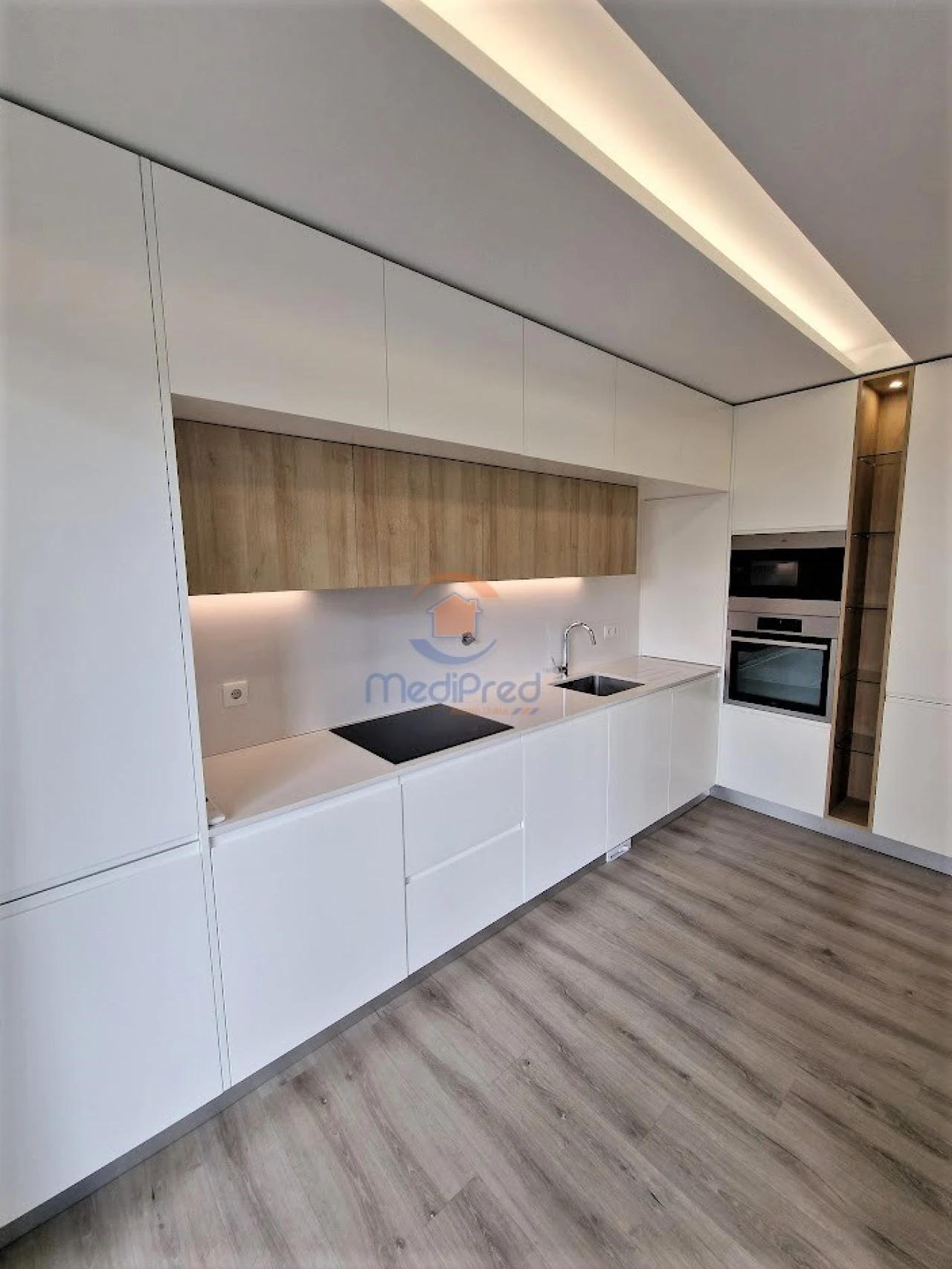 Apartamento T2 para Venda em Santo António dos Cavaleiros e Frielas Foto 3